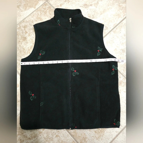 Casual Corner Annex Vest LP Black Fleece Zip Mistletoe Holiday Embroidered 90s - Picture 6 of 7
